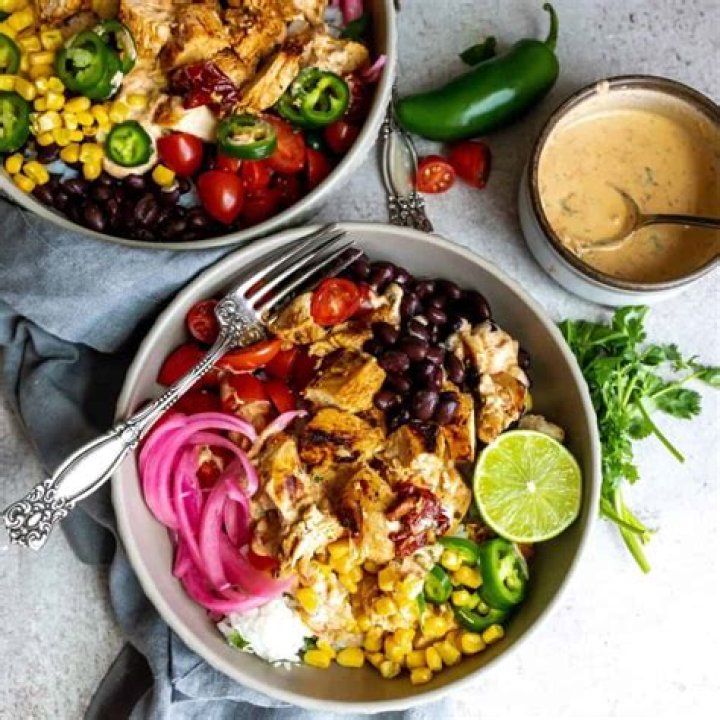Calories in a Chicken Bowl at Chipotle: A Comprehensive Guide